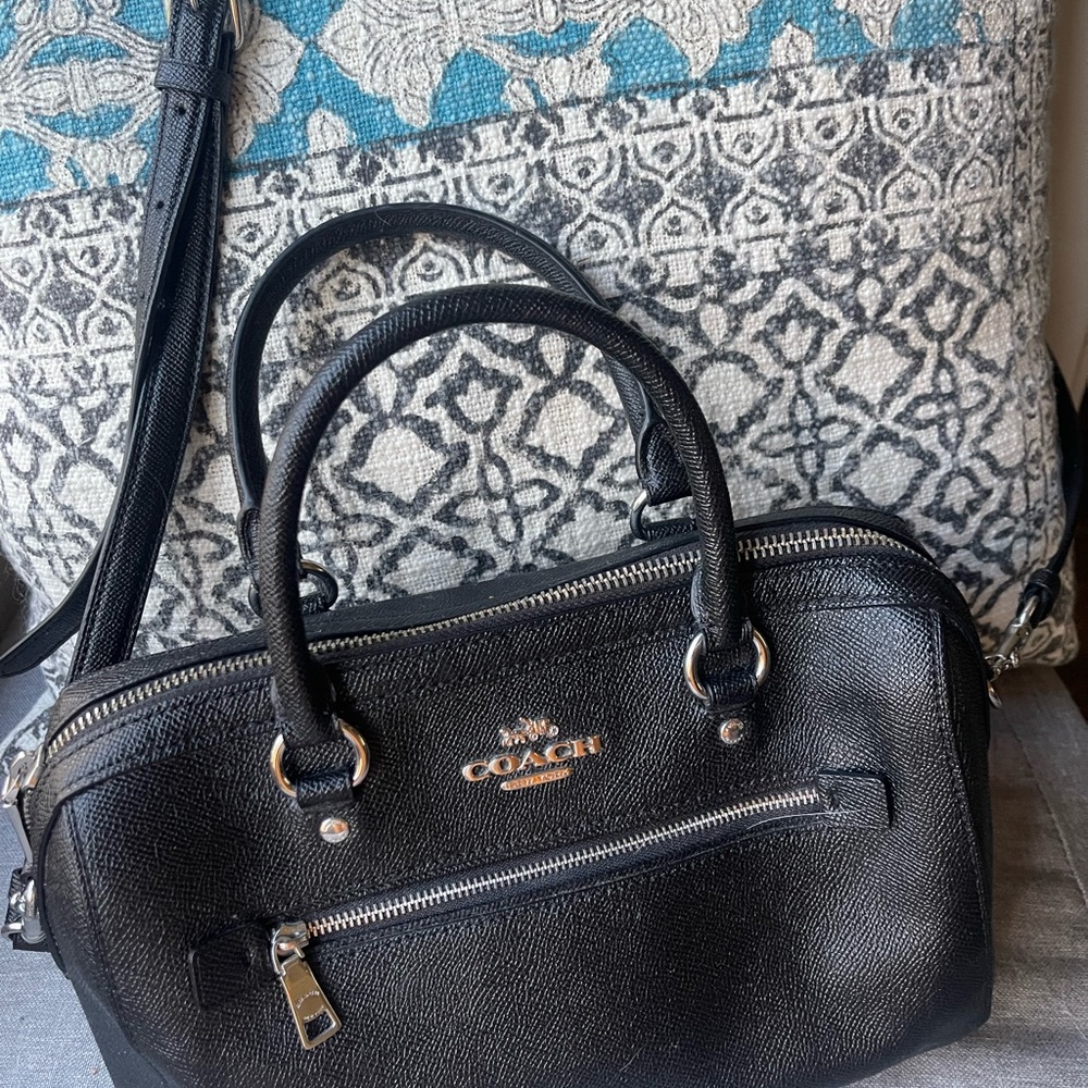 Authentic Coach Rowan Sachel bag with strap - Picture 3 of 6